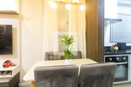 Sala de apartamento à venda com 2 quartos, 47m² em Igara, Canoas