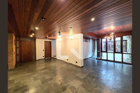 Sala de casa para alugar com 4 quartos, 300m² em Indianópolis, São Paulo