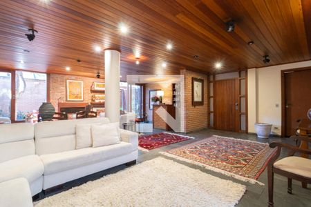 Sala de casa para alugar com 4 quartos, 300m² em Indianópolis, São Paulo