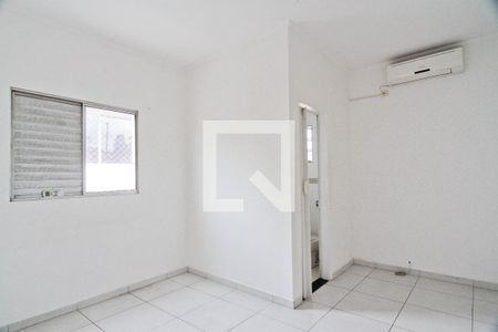 Suíte de casa à venda com 2 quartos, 405m² em Chora Menino, São Paulo