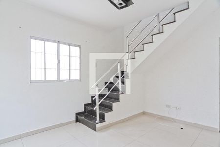 Sala de casa à venda com 2 quartos, 405m² em Chora Menino, São Paulo