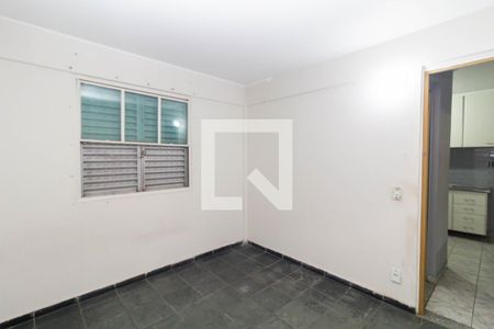 Quarto 2 de apartamento para alugar com 2 quartos, 44m² em Itaquera, São Paulo