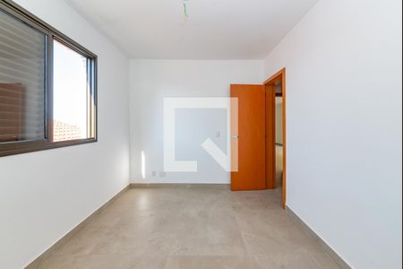 Quarto 1 de apartamento à venda com 3 quartos, 111m² em Minas Brasil, Belo Horizonte