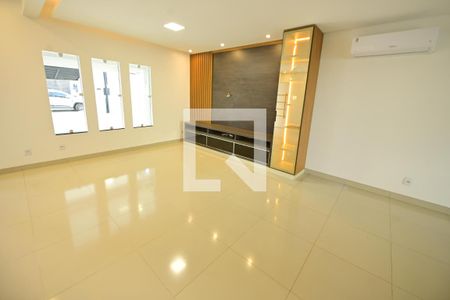 Sala de casa para alugar com 3 quartos, 257m² em Parque Flamboyant, Goiânia