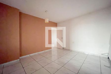 Quarto 1 de casa para alugar com 2 quartos, 70m² em Jardim Roberto, Osasco