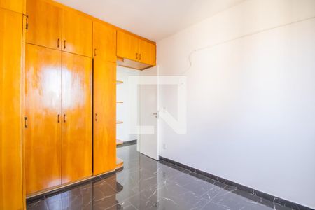 Quarto 1 de apartamento à venda com 2 quartos, 56m² em Piratininga, Osasco