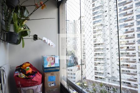 Sacada de apartamento à venda com 2 quartos, 50m² em Chácara Inglesa, São Paulo
