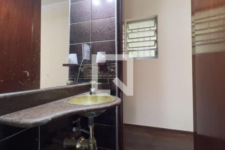 Lavabo 1 de casa à venda com 3 quartos, 280m² em Vila Tibagi, Guarulhos