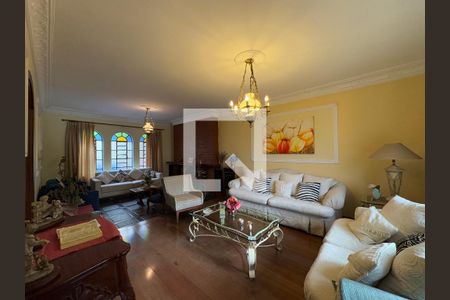 Sala de casa à venda com 3 quartos, 232m² em Santa Maria, Santo André