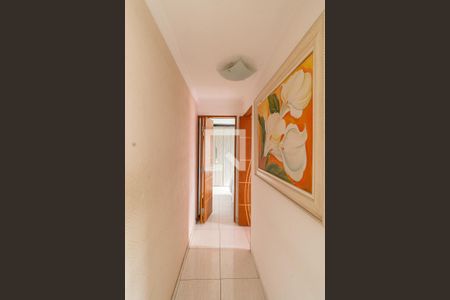 Corredor de apartamento para alugar com 2 quartos, 46m² em Vila Jacuí, São Paulo