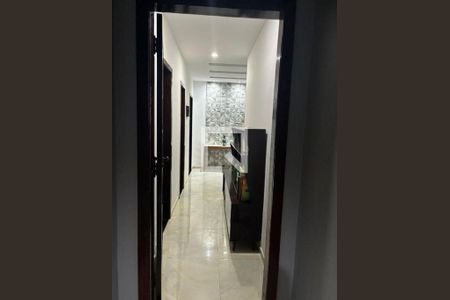 Casa à venda com 4 quartos, 250m² em Matapaca, Niterói