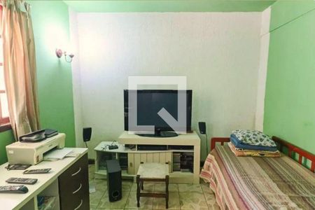 Casa à venda com 7 quartos, 220m² em Jardim Bonfiglioli, São Paulo