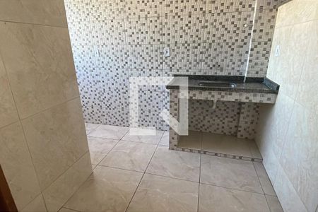 Cozinha de apartamento para alugar com 1 quarto, 90m² em Chacrinha, Duque de Caxias