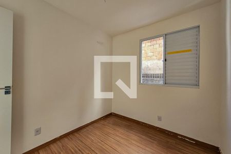 Quarto  de apartamento à venda com 3 quartos, 71m² em Vila Paris, Belo Horizonte