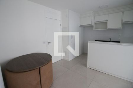 Sala de apartamento à venda com 2 quartos, 48m² em Centro, Osasco