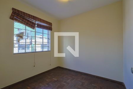 Quarto 2 de apartamento à venda com 3 quartos, 100m² em Santo Antônio, Belo Horizonte
