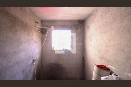 Banheiro Social de casa para alugar com 2 quartos, 85m² em Jardim Galli, São Paulo