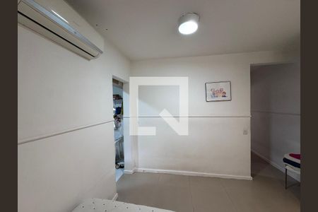 Suíte 1 de casa de condomínio para alugar com 3 quartos, 210m² em Vargem Grande, Rio de Janeiro