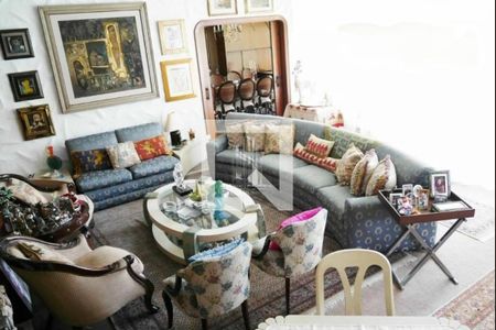 Casa à venda com 5 quartos, 572m² em Jardim Guedala, São Paulo