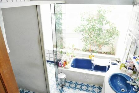 Casa à venda com 5 quartos, 572m² em Jardim Guedala, São Paulo