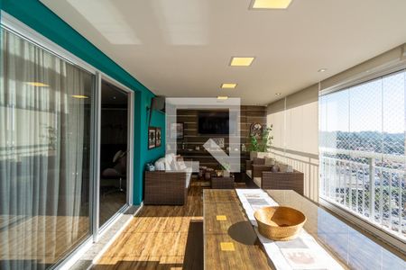 Varanda de apartamento à venda com 2 quartos, 146m² em Vila Alexandria, São Paulo