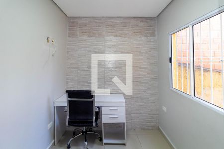 Escritório de casa para alugar com 3 quartos, 130m² em Jardim Paraguacu, São Paulo