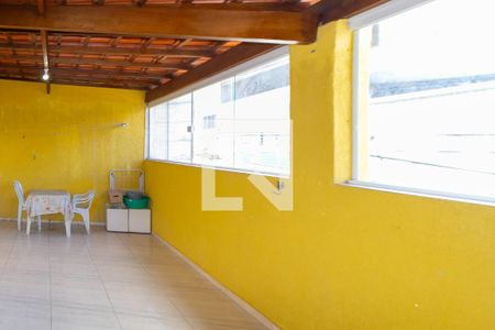 Varanda de casa para alugar com 3 quartos, 130m² em Jardim Paraguacu, São Paulo