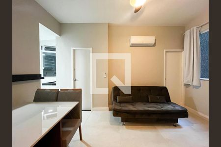 Apartamento à venda com 1 quarto, 43m² em Copacabana, Rio de Janeiro