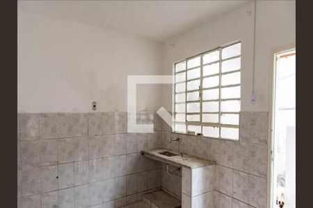 Casa à venda com 3 quartos, 141m² em Vila Monumento, São Paulo