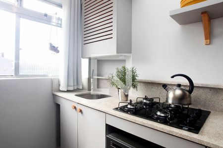 Cozinha + Área de Serviço de apartamento à venda com 1 quarto, 34m² em Higienópolis, Porto Alegre