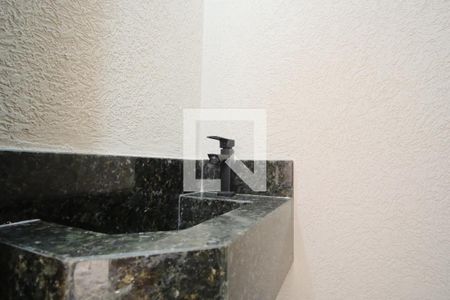 Lavabo de casa à venda com 3 quartos, 140m² em Penha de França, São Paulo