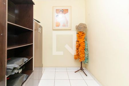 Closet da suíte de casa à venda com 4 quartos, 280m² em Vila Giordano, São Paulo