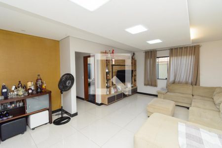 Sala de casa à venda com 4 quartos, 256m² em Diamante, Belo Horizonte