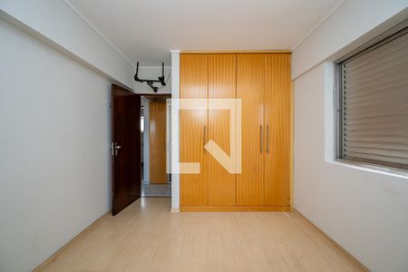 Quarto de apartamento à venda com 1 quarto, 51m² em Vila Guarani (zona Sul), São Paulo