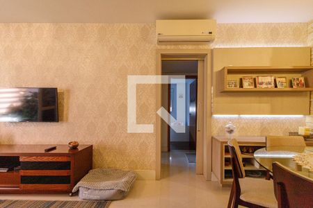 Sala de apartamento à venda com 3 quartos, 87m² em Petrópolis, Porto Alegre