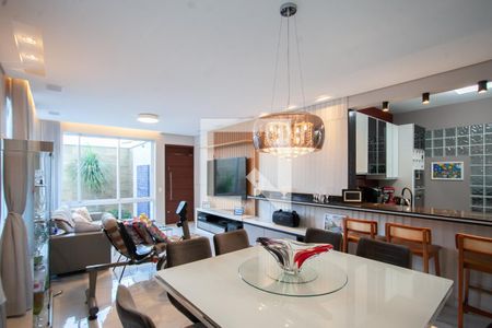 Sala de casa de condomínio à venda com 4 quartos, 380m² em Planalto, Belo Horizonte