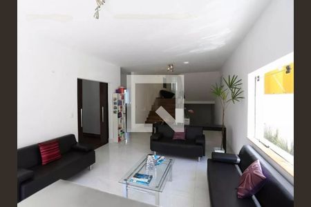 Casa à venda com 6 quartos, 50m² em Parque Maria Domitila, São Paulo