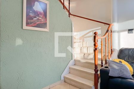 Escada de casa à venda com 3 quartos, 299m² em Vila Mariana, São Paulo