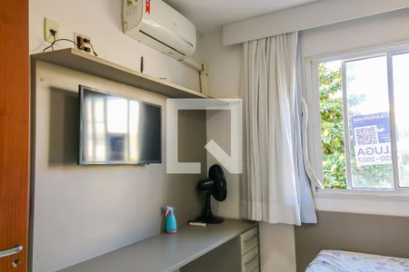 Quarto Suíte de apartamento para alugar com 2 quartos, 60m² em Del Castilho, Rio de Janeiro