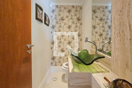 Lavabo de apartamento para alugar com 4 quartos, 150m² em Jardim Asturias, Guarujá