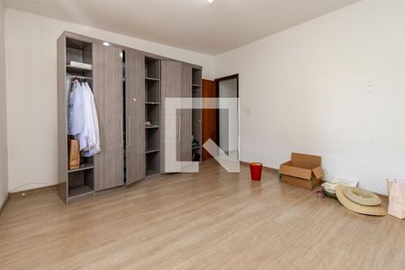 Quarto 1 de casa à venda com 3 quartos, 180m² em Chácara Santo Antônio (zona Sul), São Paulo