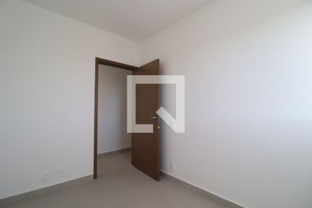 Quarto 1 de apartamento para alugar com 2 quartos, 52m² em Jaraguá, Uberlândia