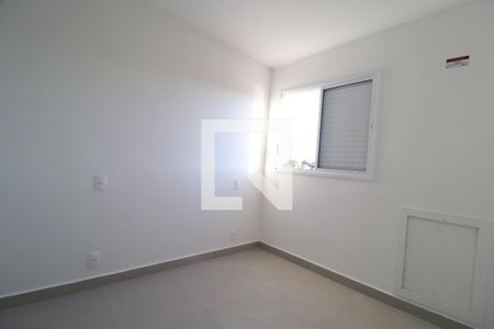 Quarto 2 de apartamento para alugar com 2 quartos, 52m² em Jaraguá, Uberlândia