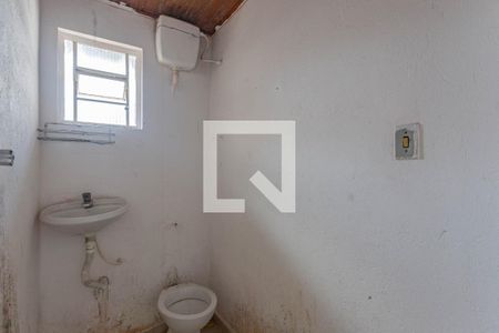 Banheiro de casa para alugar com 1 quarto, 50m² em Jardim Maria Estela, São Paulo