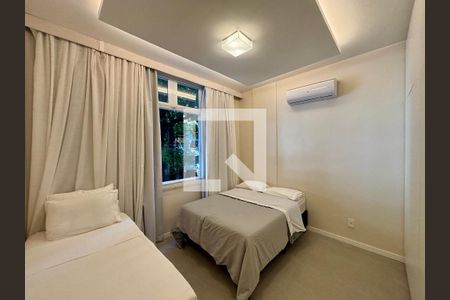 Quarto 1 de apartamento à venda com 3 quartos, 103m² em Leblon, Rio de Janeiro