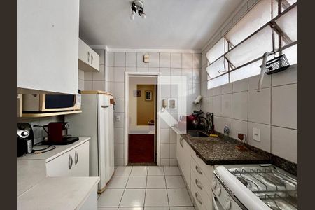 Cozinha de apartamento à venda com 3 quartos, 80m² em Botafogo, Campinas