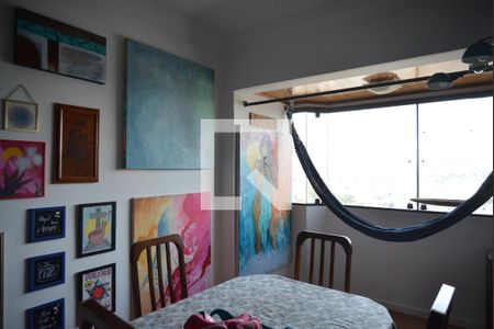 Sala de apartamento à venda com 3 quartos, 75m² em Vila Apiai, Santo André