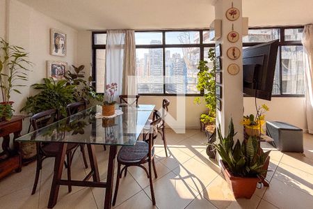 Sala de apartamento à venda com 2 quartos, 76m² em Jardim Paulista, São Paulo