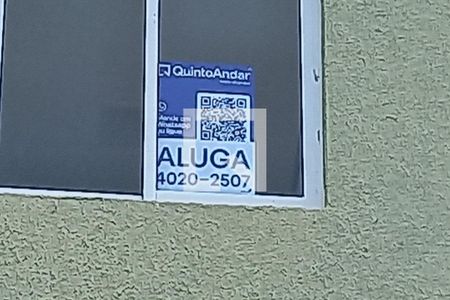 Placa Instalada de apartamento para alugar com 2 quartos, 44m² em Jardim Yeda, Campinas