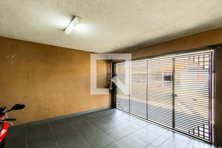 Garagem de casa para alugar com 2 quartos, 125m² em Aricanduva, São Paulo